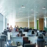 機房使用防靜電活動地板的優點有哪些？